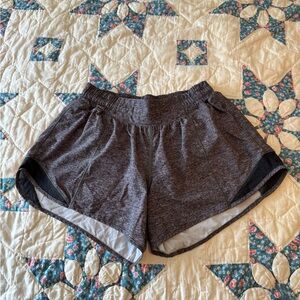 LULULEMON Hotty Hot 4” Shorts